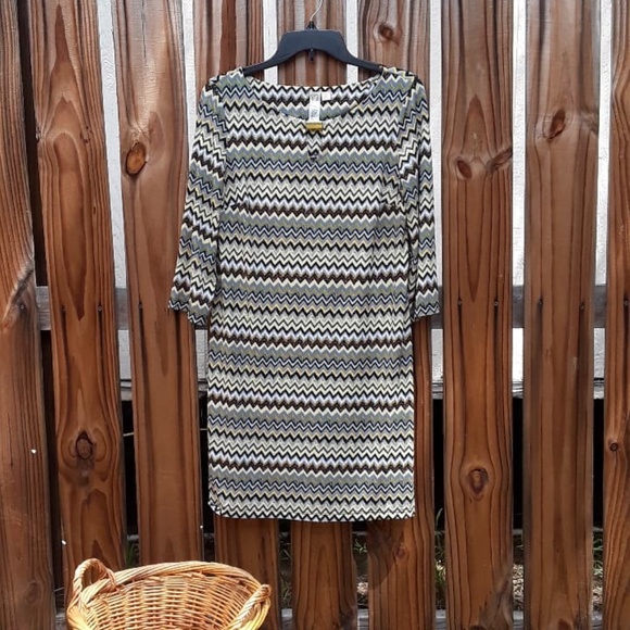 Boho Chic 3/4 Sleeves Shift Dress Size Petite M - Picture 6 of 6